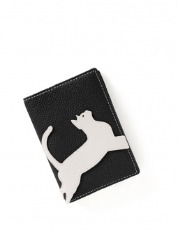 'En L'Air Voyage Chat' Nappa Leather passport Holder Black