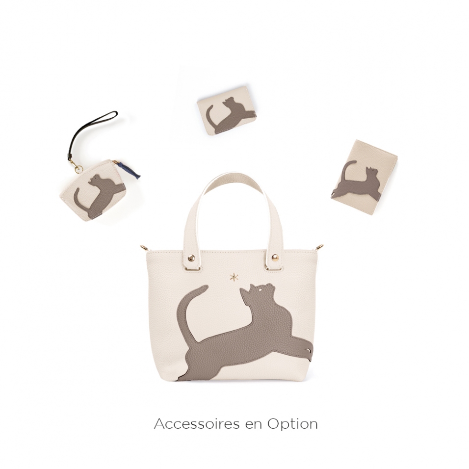 'En L'Air' collection (accessories not included)
