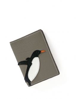 'En L'Air Voyage Pingouin' Nappa Leather passport Holder Elephant Grey