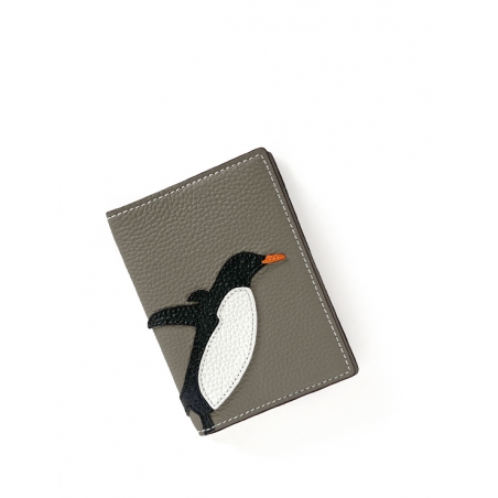 'En L'Air Voyage Pingouin' Nappa Leather passport Holder Elephant Grey