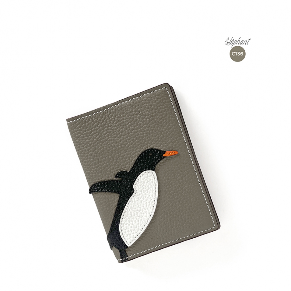 'En L'Air Voyage Pingouin' Nappa Leather passport Holder Elephant Grey