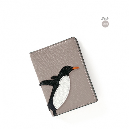 'En L'Air Voyage Pingouin' Étui de Passeport Cuir Nappa Perle