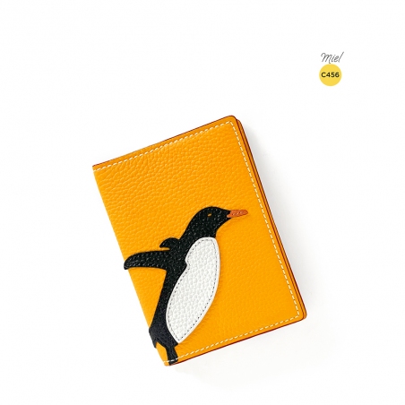 'En L'Air Voyage Pingouin' Étui de Passeport Cuir Nappa Miel