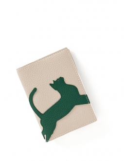 'En L'Air Voyage Chat' Nappa Leather passport Holder Cream