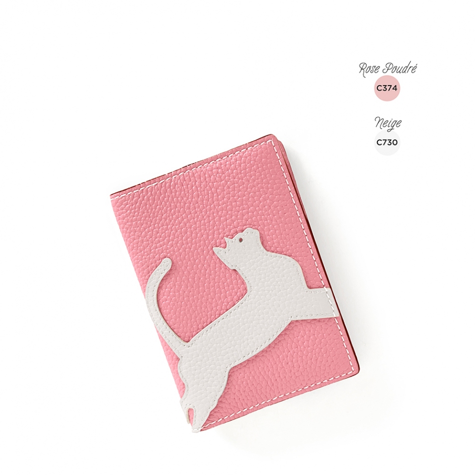 'En L'Air Voyage Chat' Nappa Leather passport Holder Light Pink