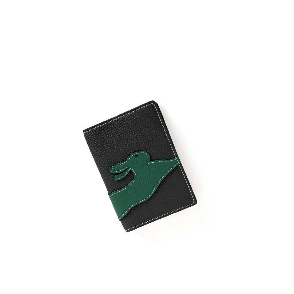'En L'Air Voyage Lièvre' Nappa Leather passport Holder Black