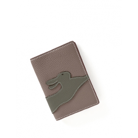 'En L'Air Voyage Lièvre' Nappa Leather passport Holder Warm Grey