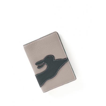 'En L'Air Voyage Lièvre' Nappa Leather passport Holder Pearl Grey