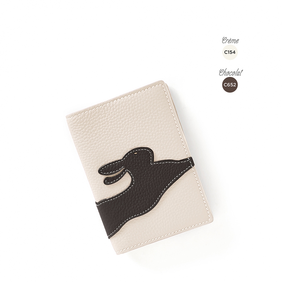 'En L'Air Voyage Lièvre' Nappa Leather passport Holder Cream