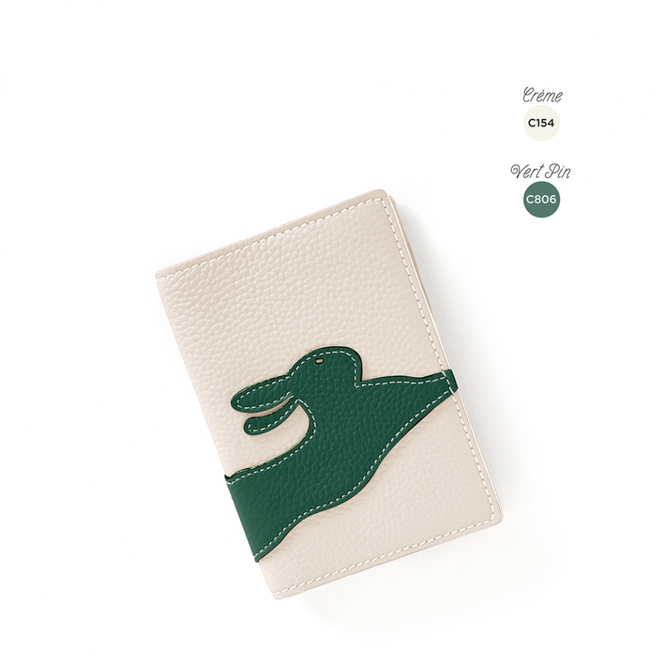 'En L'Air Voyage Lièvre' Nappa Leather passport Holder Cream