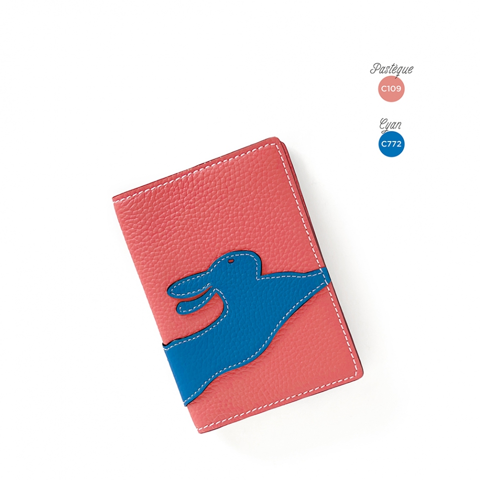 'En L'Air Voyage Lièvre' Nappa Leather Passport Holder Watermelon
