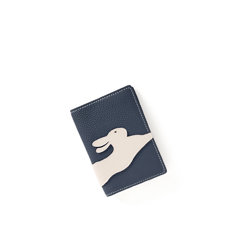 'En L'Air Voyage Lièvre' Nappa Leather Passport Holder Night Blue