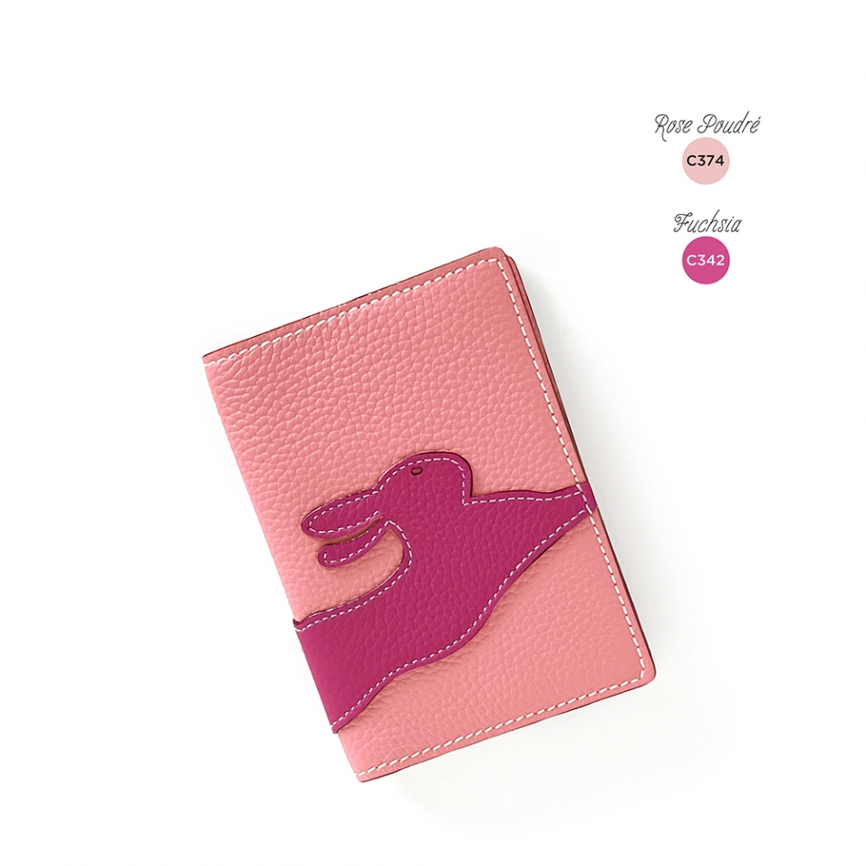 'En L'Air Voyage Lièvre' Étui de Passeport Cuir Nappa Rose Poudré