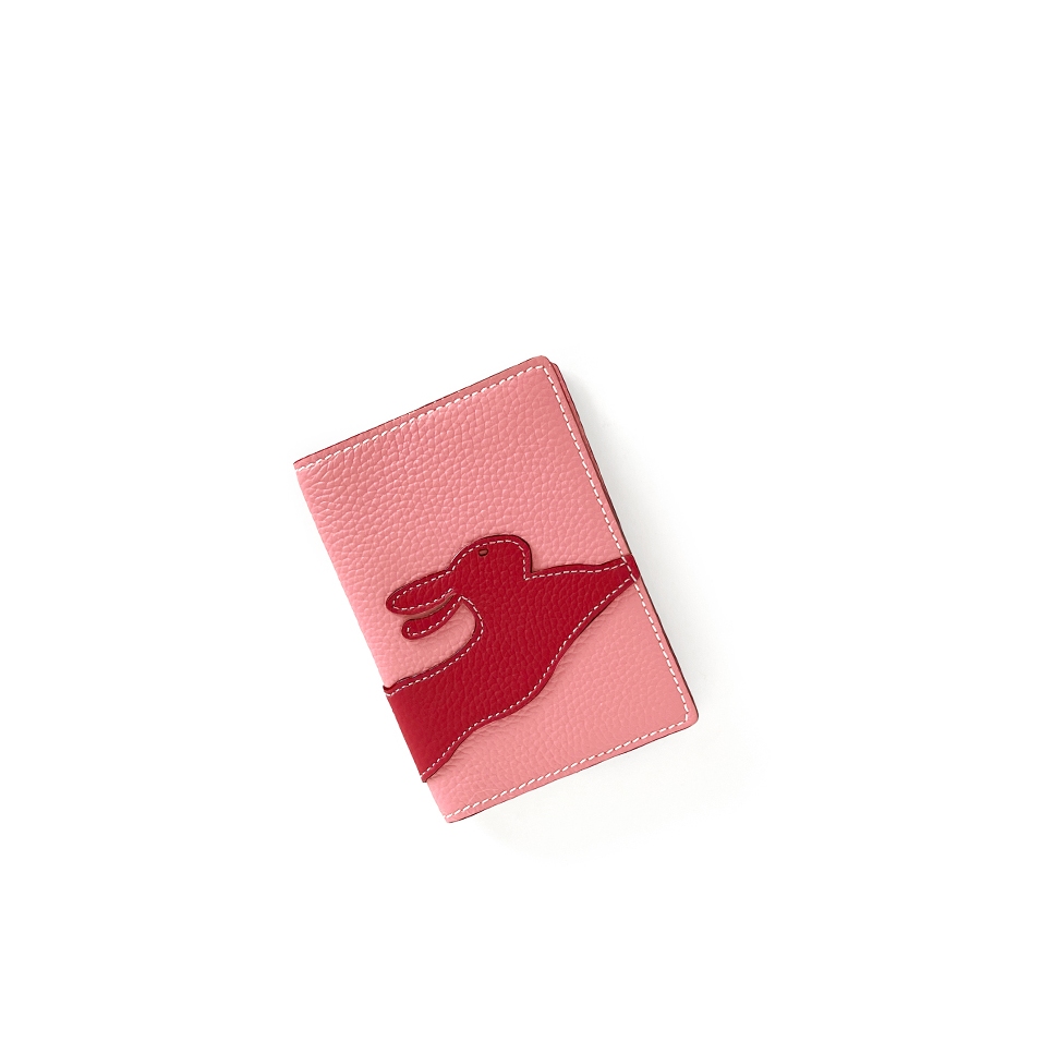 'En L'Air Voyage Lièvre' Nappa Leather Passport Holder Light Pink