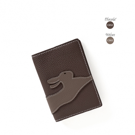 'En L'Air Voyage Lièvre' Nappa Leather Passport Holder Chocolate