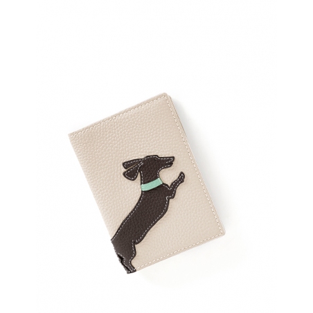 'En L'Air Voyage Téckel' Nappa Leather passport Holder Cream