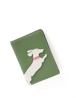 'En L'Air Voyage Téckel' Nappa Leather passport Holder Asperge
