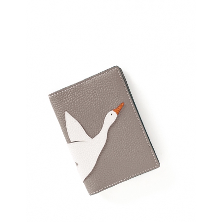 'En L'Air Voyage Oie' Nappa Leather passport Holder Pearl Grey