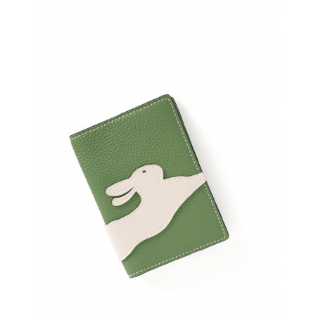 'En L'Air Voyage Lièvre' Nappa Leather Passport Holder Asperge