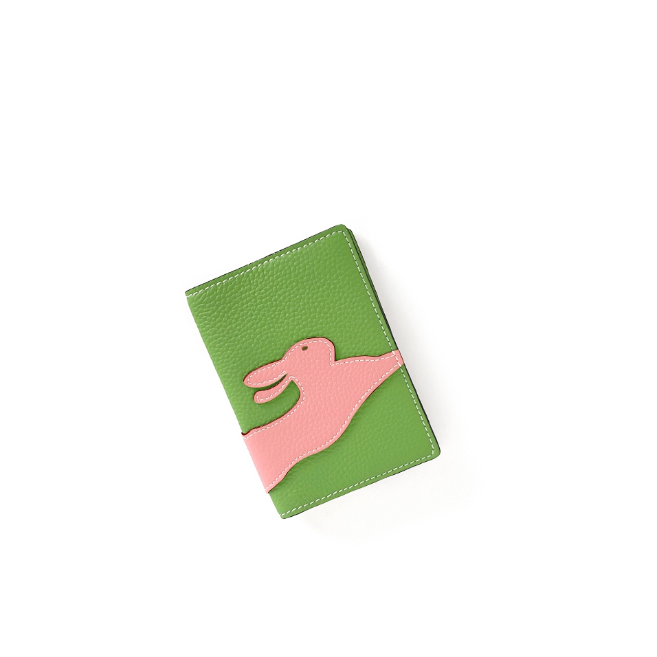 'En L'Air Voyage Lièvre' Nappa Leather Passport Holder Apple Green