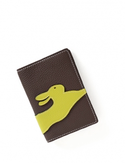 'En L'Air Voyage Lièvre' Nappa Leather Passport Holder Chocolate