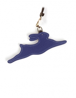 'En L'Air Clé Lièvre' Porte Clé et Charms en Cuir Nappa Bleu Profond & Or