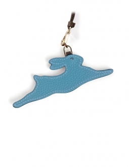 'En L'Air Clé Lièvre' Porte Clé et Charms en Cuir Nappa Azur & Or