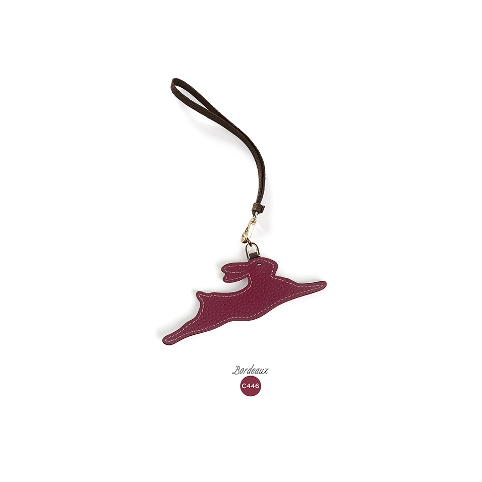 'En L'Air Clé Lièvre' Porte Clé et Charms en Cuir Nappa Bordeaux & Or