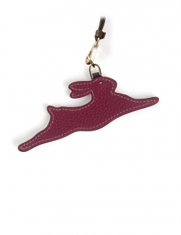'En L'Air Clé Lièvre' Nappa Leather Key Chain and Charms Dark Red & Gold