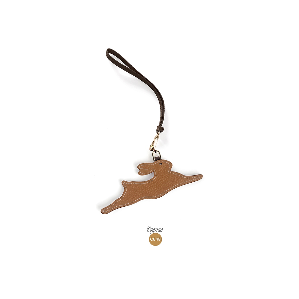 'En L'Air Clé Lièvre' Nappa Leather Key Chain and Charms Cognac & Gold