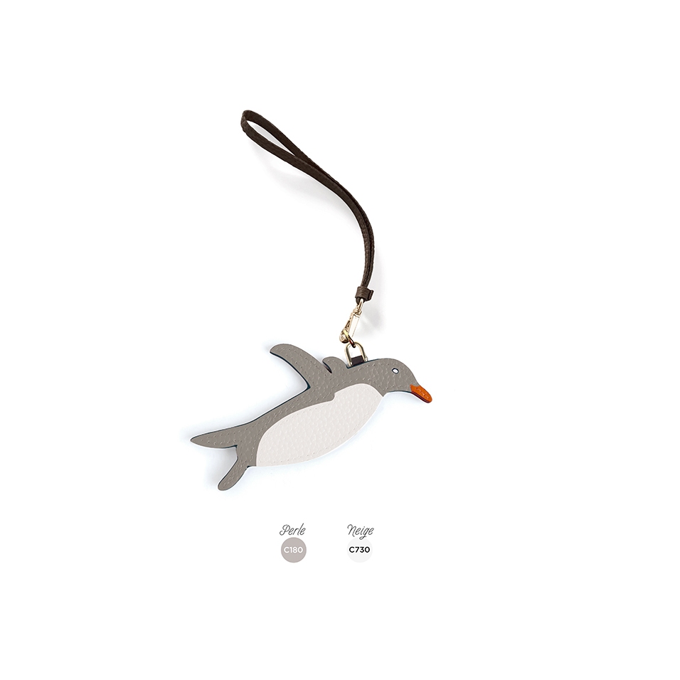 'En L'Air Clé Pingouin' Porte Clé et Charms en Cuir Nappa Perle & Or