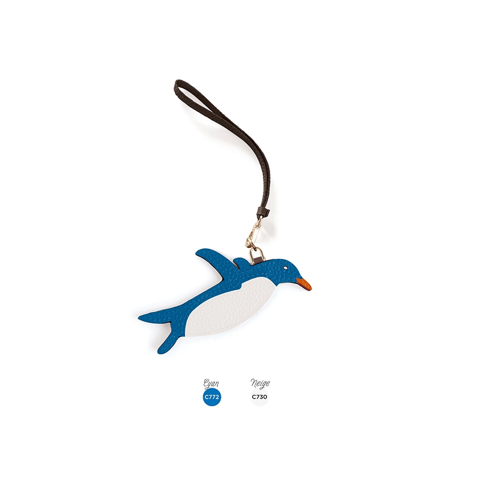'En L'Air Clé Pingouin' Porte Clé et Charms en Cuir Nappa Cyan & Or
