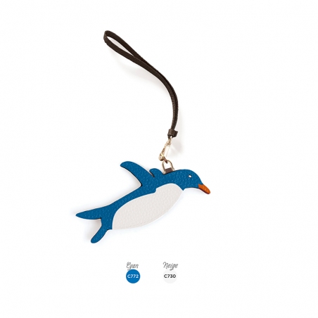 'En L'Air Clé Pingouin' Nappa Leather Key Chain and Charms Cyan & Gold