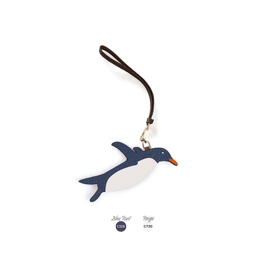 'En L'Air Clé Pingouin' Nappa Leather Key Chain and Charms Night Blue & Gold