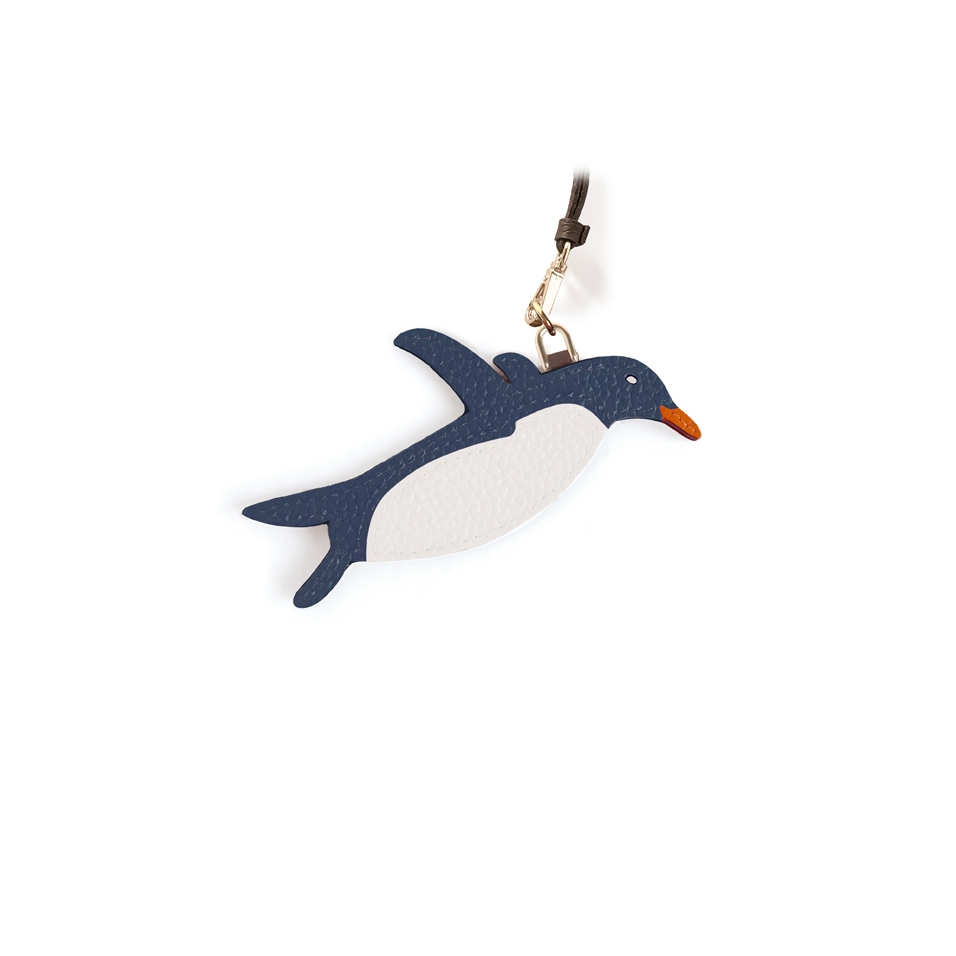 'En L'Air Clé Pingouin' Porte Clé et Charms en Cuir Nappa Bleu Nuit & Or