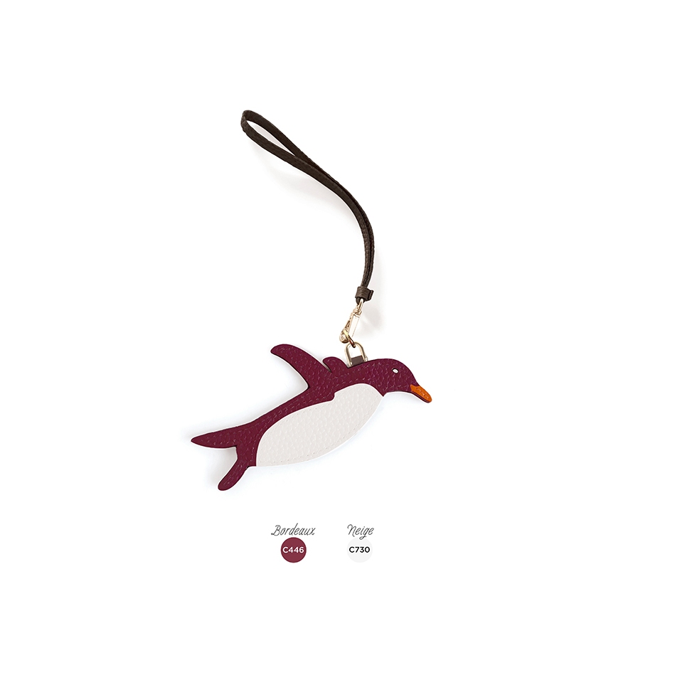 'En L'Air Clé Pingouin' Porte Clé et Charms en Cuir Nappa Bordeaux & Or