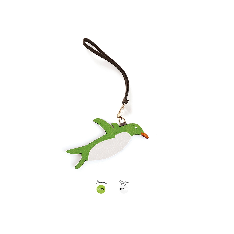 'En L'Air Clé Pingouin' Porte Clé et Charms en Cuir Nappa Pomme & Or
