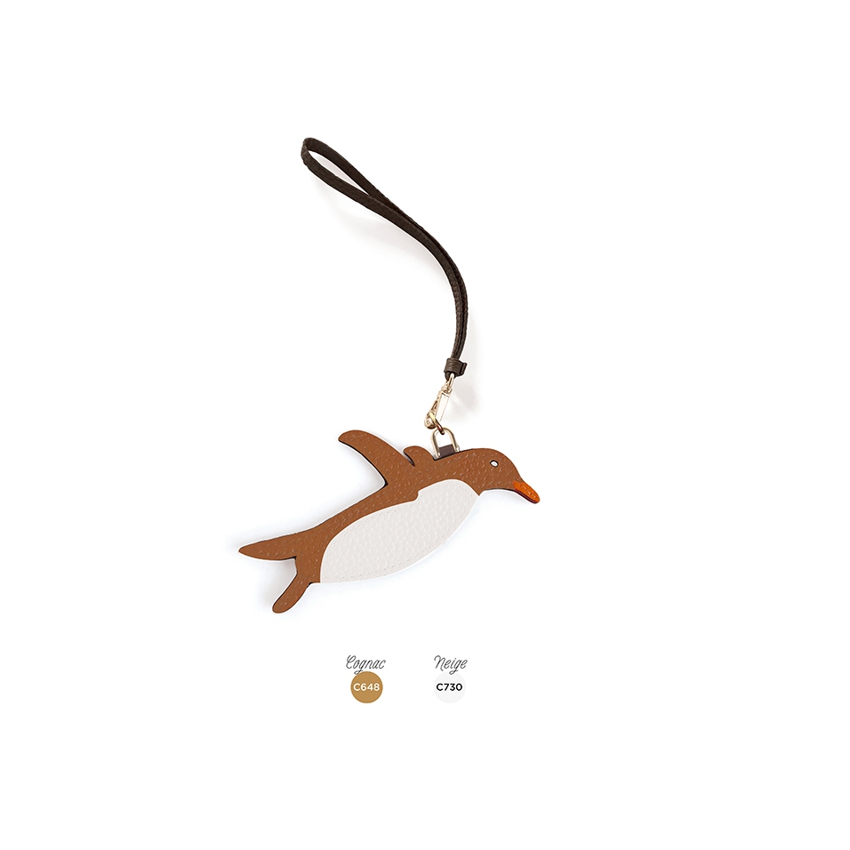 'En L'Air Clé Pingouin' Nappa Leather Key Chain and Charms Cognac & Gold