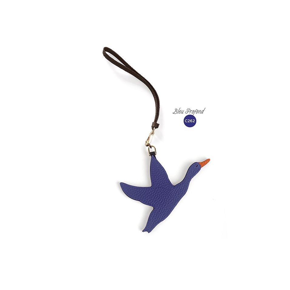 'En L'Air Clé Oie' Nappa Leather Key Chain and Charms Deep Blue & Gold