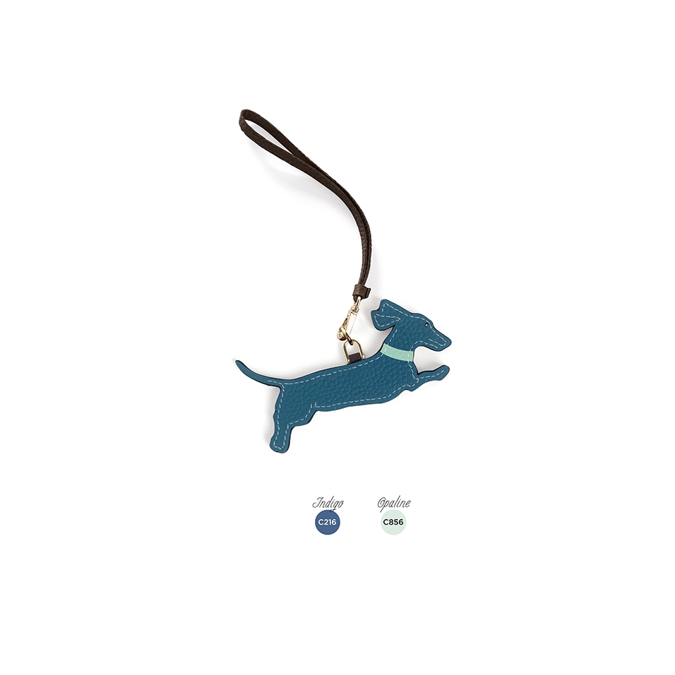 'En L'Air Clé Téckel' Porte Clé et Charms en Cuir Nappa Indigo & Or
