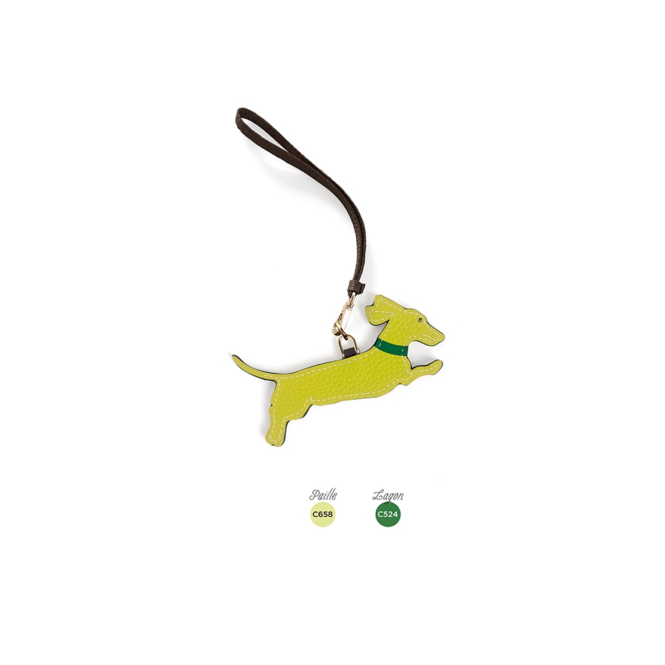 'En L'Air Clé Téckel' Nappa Leather Key Chain and Charms Paille & Gold