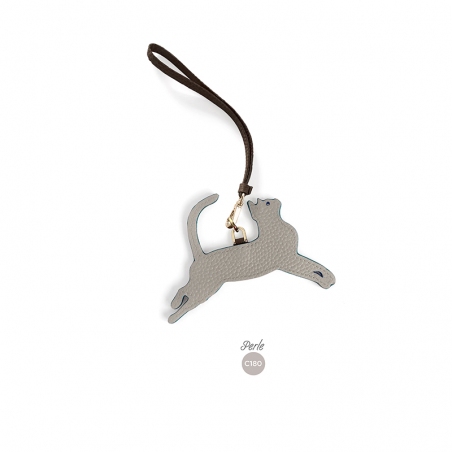 'En L'Air Clé Chat' Nappa Leather Key Chain and Charms Pearl Grey & Gold