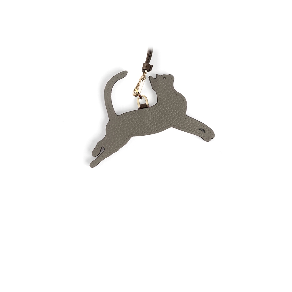 'En L'Air Clé Chat' Nappa Leather Key Chain and Charms Elephant Grey & Gold
