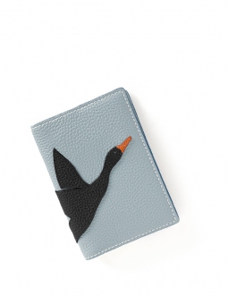 'En L'Air Voyage Oie' Nappa Leather passport Holder Dragée
