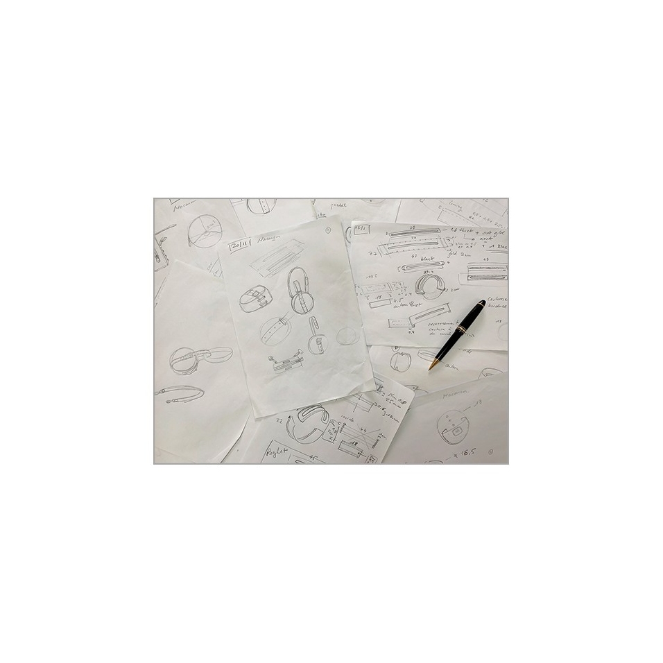 Design original Eric David Jurczynski